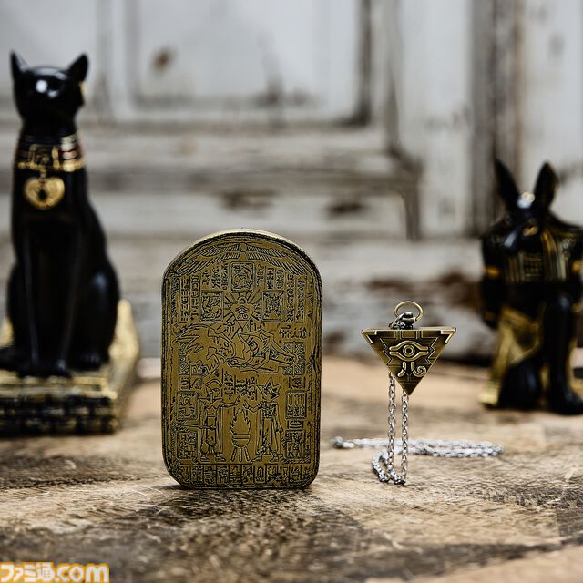 『遊戯王』千年パズルの懐中時計、遊戯・海馬モデルのブーツなど新作アイテムが登場。本日（3/24）より予約スタート