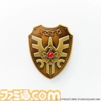 『ドラクエ』歴代ナンバリングタイトルのロゴ＆パッケージイラストがアクリルキーホルダーに。40周年記念グッズが7月17日発売