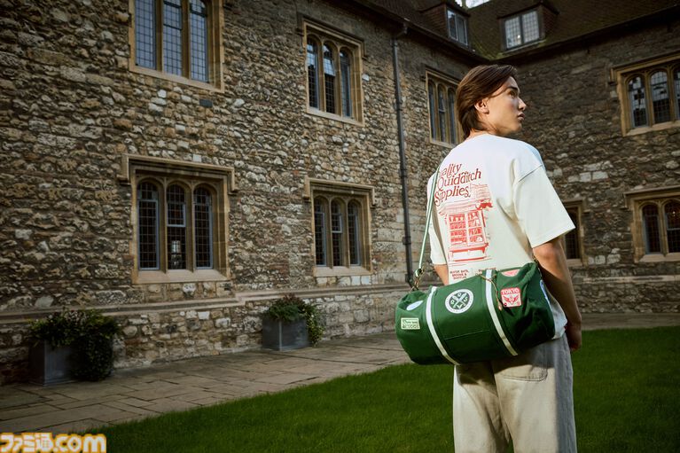 『ハリー・ポッター』クィディッチをモチーフにしたグッズが4月1日より発売。高級用具店をテーマにしたTシャツやスニッチのヘアクリップなどが登場