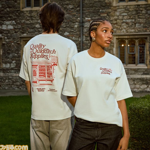 『ハリー・ポッター』クィディッチをモチーフにしたグッズが4月1日より発売。高級用具店をテーマにしたTシャツやスニッチのヘアクリップなどが登場