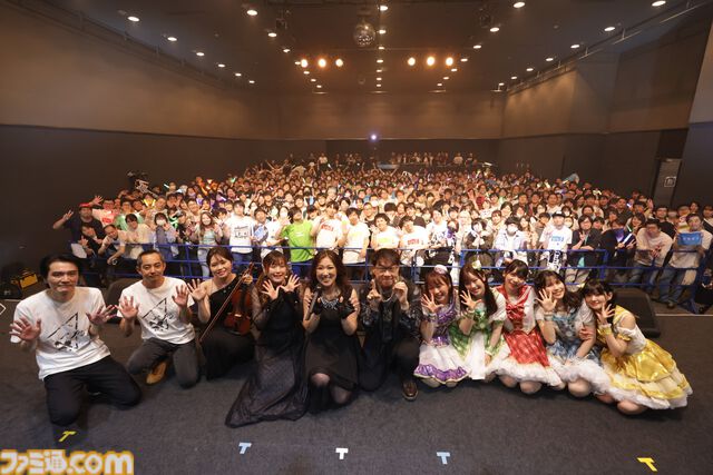 『ヘブバン』She is Legendが新曲“闇夜のKomachi Vampire”をライブ初披露。ラップパートは麻枝 准氏のお手本を参考にレコーディング【ライトフライヤースタジオ10周年記念フェスリポート】