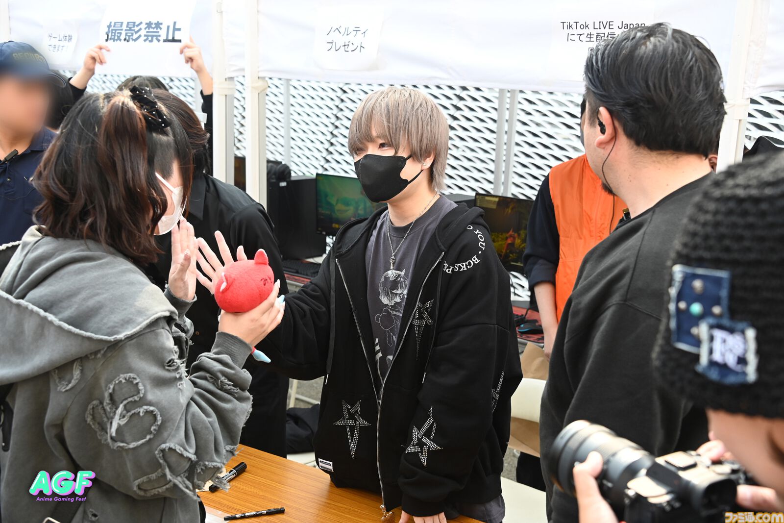 人気TikTokerによる生実況ステージで会場テンションぶちあがり！ ゲームストリーマーチーム“TIZZ TRIDENT”結成お披露⽬ステージも盛況に【Anime Gaming Fest】