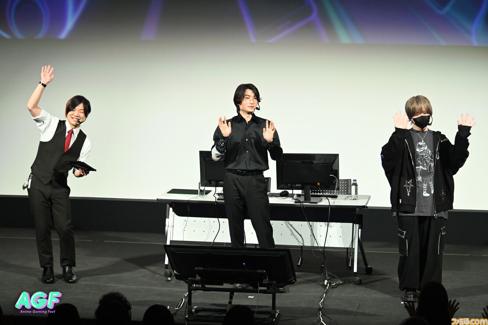 人気TikTokerによる生実況ステージで会場テンションぶちあがり！ ゲームストリーマーチーム“TIZZ TRIDENT”結成お披露⽬ステージも盛況に【Anime Gaming Fest】