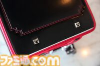 『マイクラ』モデルのランドセルが予約受付中。ビビットピンク、青、パールラベンダーステッチの3色が今年から仲間入り。2027年3月お届け