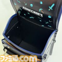 『マイクラ』モデルのランドセルが予約受付中。ビビットピンク、青、パールラベンダーステッチの3色が今年から仲間入り。2027年3月お届け