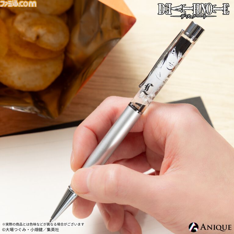 『デスノート』タロットカード風ジオラマアクリルステンド、証明写真風ブロマイドなどが登場。4月30日より順次開催となるホップアップショップで発売