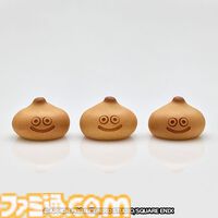 『ドラクエウォーク』リアルおみやげ“スライムまんじゅう”が4月17日に発売。青柳総本家の“カエルまんじゅう”とのコラボ商品