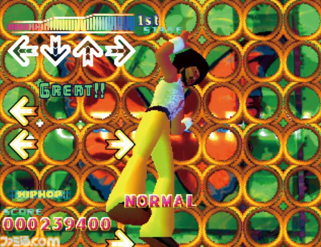 PS版『DDR』が発売された日。マット型の専用コントローラを使い、足で操作するのが斬新だった元祖ダンスゲーム【今日は何の日？】