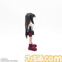 『FF7』エアリス、ティファのポリゴンソフビ発売決定。オリジナル版のデフォルメデザイン再現フィギュア【7/25発売】