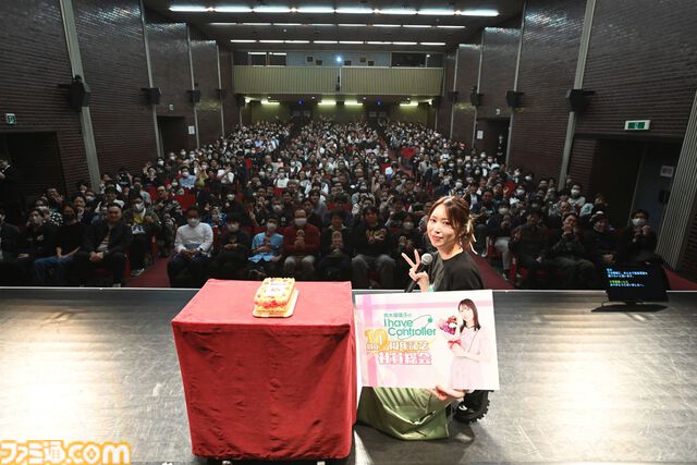 『青木瑠璃子のアイコン』10周年イベントをリポート。『BLOKES on BLOCKS!』では青木さん節全開で社員（ファン）としのぎを削り、『Cake Bash』で部活のような熱いマシュマロ焼き大会を展開