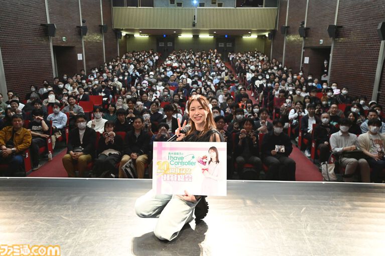 『青木瑠璃子のアイコン』10周年イベントをリポート。『BLOKES on BLOCKS!』では青木さん節全開で社員（ファン）としのぎを削り、『Cake Bash』で部活のような熱いマシュマロ焼き大会を展開