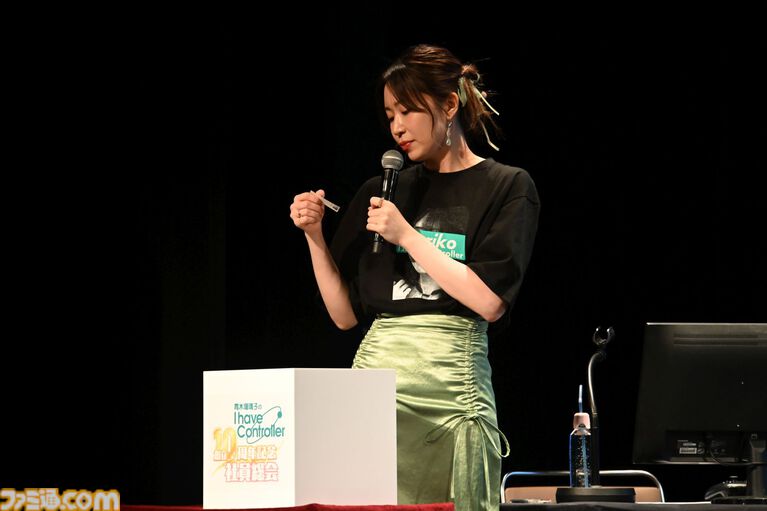 『青木瑠璃子のアイコン』10周年イベントをリポート。『BLOKES on BLOCKS!』では青木さん節全開で社員（ファン）としのぎを削り、『Cake Bash』で部活のような熱いマシュマロ焼き大会を展開