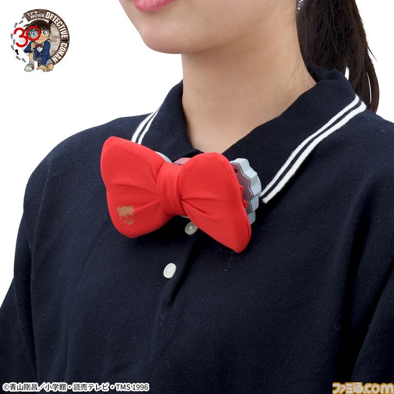 『名探偵コナン』実際に使える蝶ネクタイ型変声機がプライズで登場。しゃべると高い声と低い声に変わる。推理を披露したいアナタへ