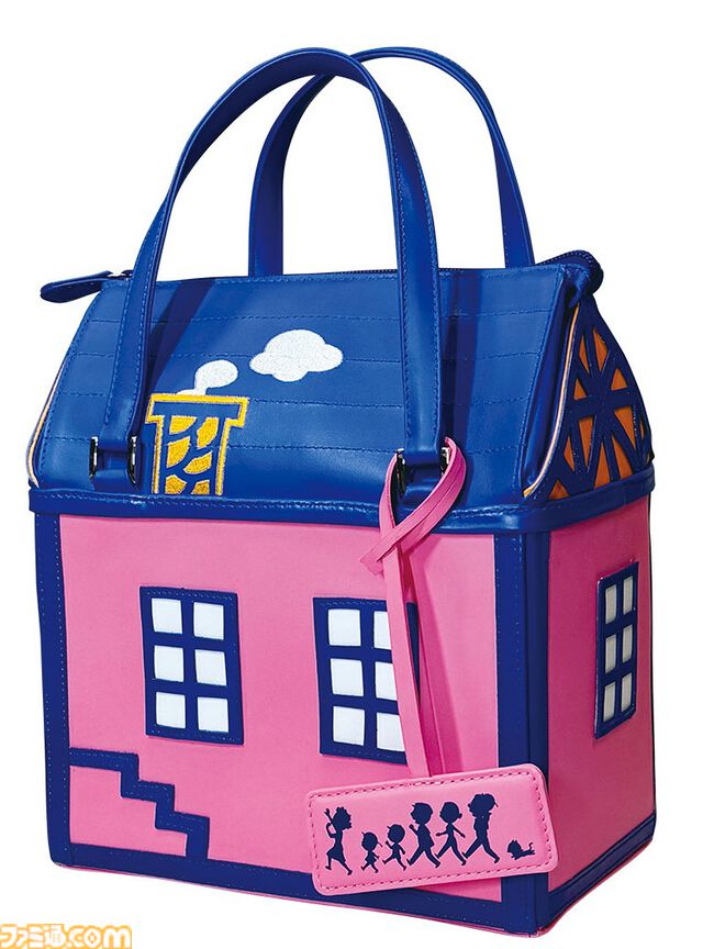 『サザエさん』エンディングのあのロッジを再現したバッグの再販が決定。アニメ放送55周年を記念したイベント“サザエさんあさひが丘スーパー”で購入可能。価格は68000円