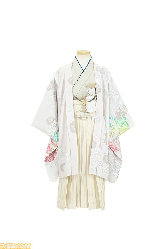 『ポケモン』スタジオアリスの新作和装がかわいい。イーブイの一つ身はフードと大きな尻尾がついた着ぐるみ風デザイン