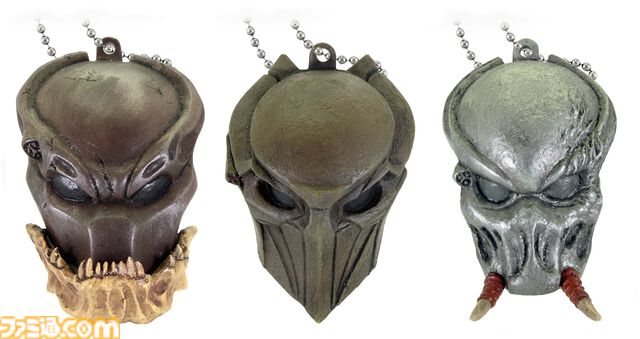 歴代プレデターのマスクのミニチュアマスコットガチャ。4月下旬から発売。1987年公開の1作目、『エイリアンVSプレデター』など11種類