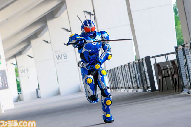 映画『アギト—超能力戦争—』仮面ライダーG7の本編映像が解禁。氷川誠（演：要潤）が25年ぶりのパワーアップ