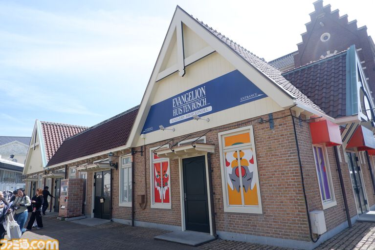 長崎ハウステンボスは『エヴァ』“迎撃要塞都市”だった。軍港の街・佐世保だからか。エヴァコラボ新ライドアトラクション、すげえよ。ひと足先に体験！