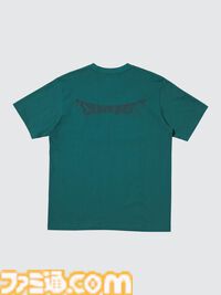 『ドラクエ』ユニクロUTが4月29日発売。いまにも合体しそうなスライム8匹、合体後のキングスライムをドット絵で再現したデザインがかわいい