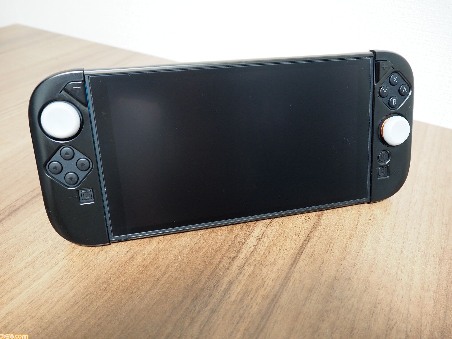 アユートのSwitch2＆スティックカバーがすごい！ 薄い、滑らか、高強度。高品質イヤーピースを手掛けるメーカーが贈るゲームアクセサリーで防御力をバッチリ高めよう【レビュー】