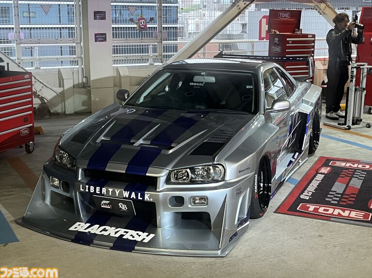 『Forza Horizon 6』渋谷に世界中の名車が集結。日本文化の魅力が味わえる屋台やハンドルコントローラーによる試遊まで盛りだくさんだった関係者向け体験型イベントをリポート