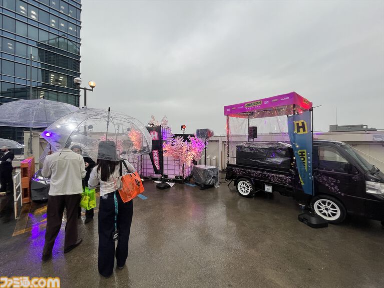 『Forza Horizon 6』渋谷に世界中の名車が集結。日本文化の魅力が味わえる屋台やハンドルコントローラーによる試遊まで盛りだくさんだった関係者向け体験型イベントをリポート