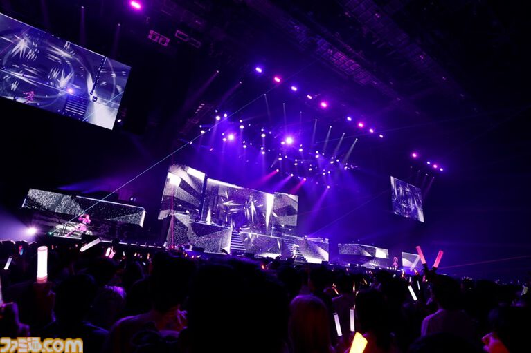 『シャニマス』8thライブ“∞thLIVE iと夢”のDay1リポート。3Dのアイドルたちと共演しながら『シャイニーカラーズ』珠玉の楽曲を披露