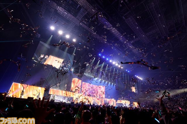 『シャニマス』8thライブ“∞thLIVE iと夢”のDay1リポート。3Dのアイドルたちと共演しながら『シャイニーカラーズ』珠玉の楽曲を披露