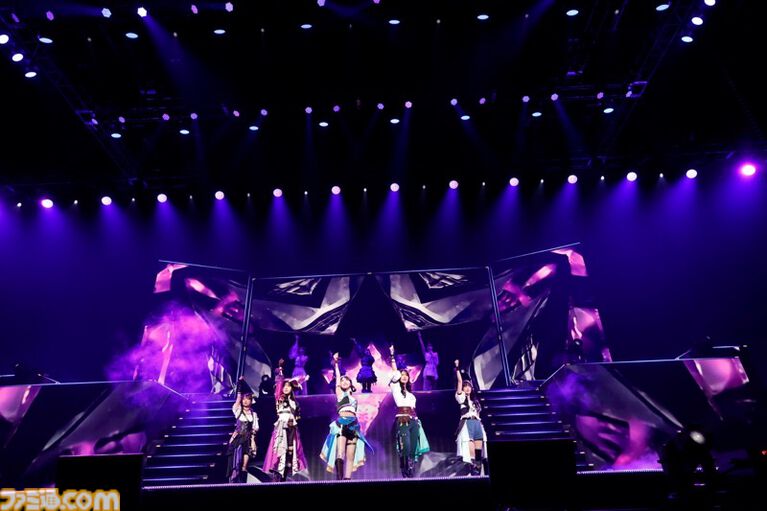 『シャニマス』8thライブ“∞thLIVE iと夢”のDay1リポート。3Dのアイドルたちと共演しながら『シャイニーカラーズ』珠玉の楽曲を披露