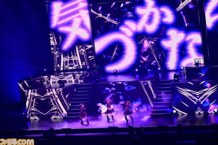 『シャニマス』8thライブ“∞thLIVE iと夢”のDay1リポート。3Dのアイドルたちと共演しながら『シャイニーカラーズ』珠玉の楽曲を披露