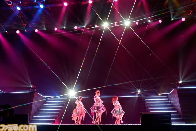 『シャニマス』8thライブ“∞thLIVE iと夢”のDay1リポート。3Dのアイドルたちと共演しながら『シャイニーカラーズ』珠玉の楽曲を披露
