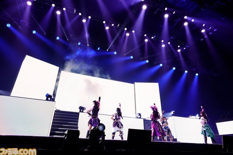 『シャニマス』8thライブ“∞thLIVE iと夢”のDay1リポート。3Dのアイドルたちと共演しながら『シャイニーカラーズ』珠玉の楽曲を披露