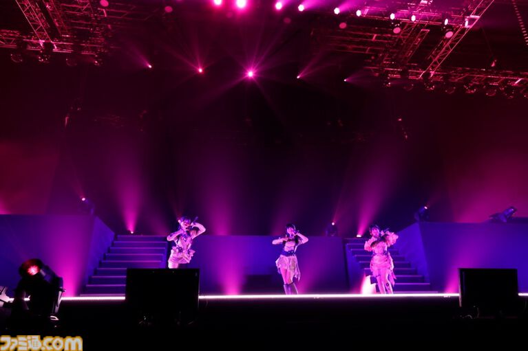 『シャニマス』8thライブ“∞thLIVE iと夢”のDay1リポート。3Dのアイドルたちと共演しながら『シャイニーカラーズ』珠玉の楽曲を披露