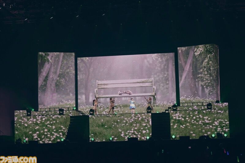 『シャニマス』8thライブ“∞thLIVE iと夢”のDay1リポート。3Dのアイドルたちと共演しながら『シャイニーカラーズ』珠玉の楽曲を披露
