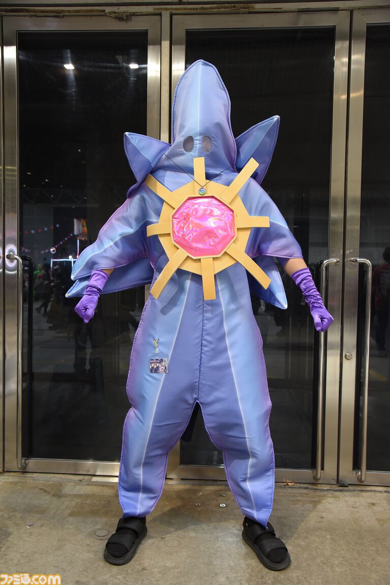 【ニコ超2026】コスプレ速報！ 『ポケモンチャンピオンズ』メガスターミーや鍛えた腹筋が美しい『ドラクエ3』女戦士など、初日の会場を彩ったコスプレイヤーを一挙掲載