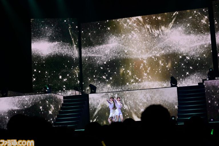 『シャニマス』8thライブ“∞thLIVE iと夢”Day2リポート。新旧楽曲を織り交ぜたキャストたちの圧巻のパフォーマンスと考察しがいのある演出で無限大の可能性を秘めたアイドルの未来を描く