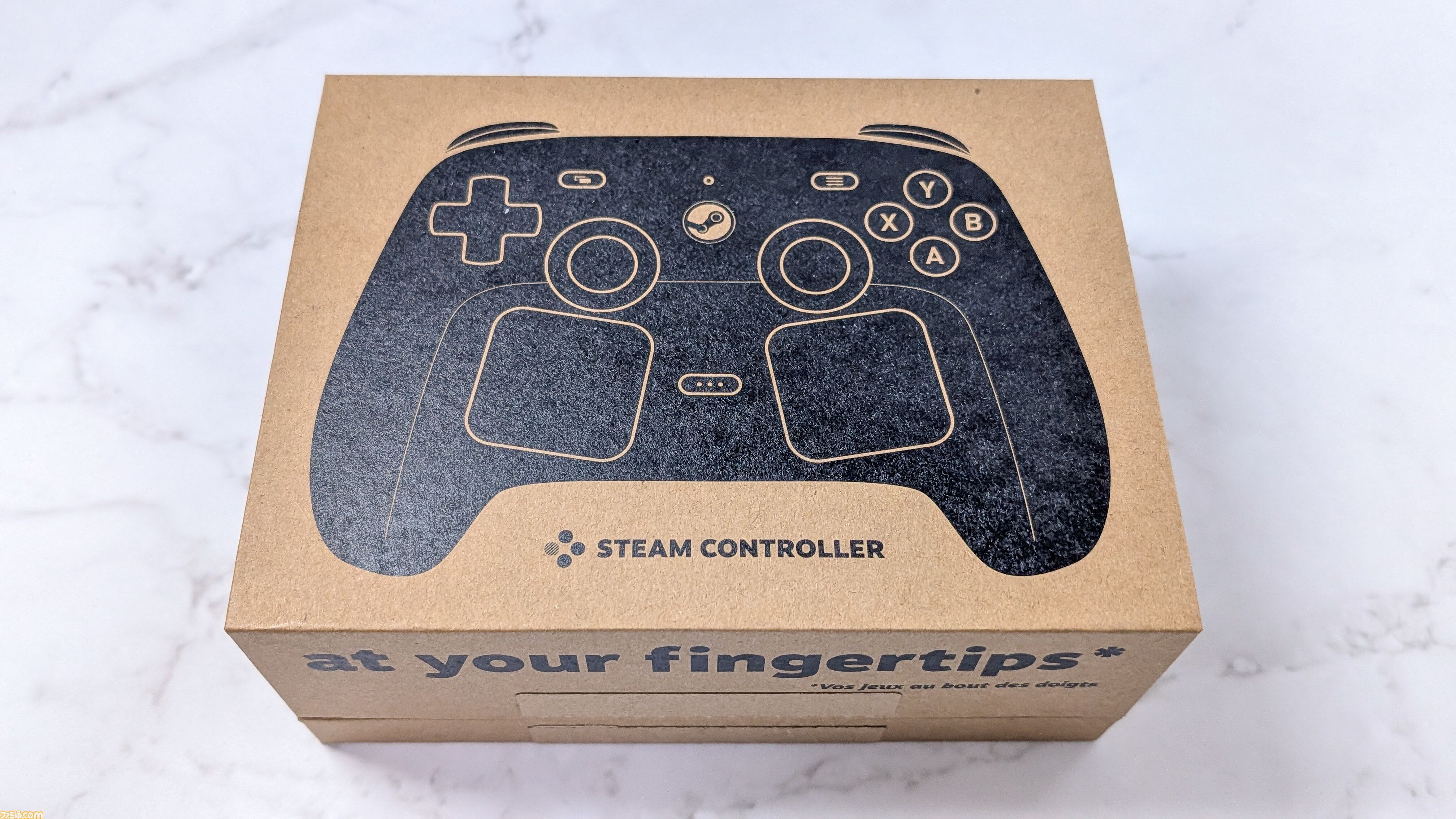 新型“Steam Controller”5月4日発売決定。実機をインプレッション、低