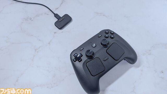 新型“Steam コントローラ”インプレッション。低遅延ワイヤレス接続やトラックパッド、ジャイロ操作全部盛り！