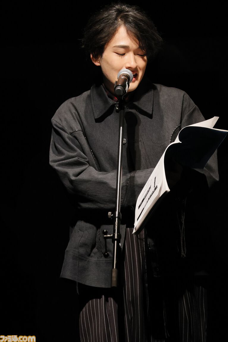 『ハンドラ』飴宮怠美の前日譚小説は「ちょっと薄暗い話」。黒沢ともよさんサプライズ出演の朗読劇もあった1周年イベントを、インタビュー付きでリポート