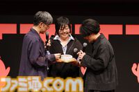 『ハンドラ』飴宮怠美の前日譚小説は「ちょっと薄暗い話」。黒沢ともよさんサプライズ出演の朗読劇もあった1周年イベントを、インタビュー付きでリポート