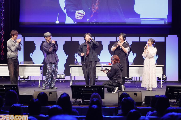 『ハンドラ』飴宮怠美の前日譚小説は「ちょっと薄暗い話」。黒沢ともよさんサプライズ出演の朗読劇もあった1周年イベントを、インタビュー付きでリポート