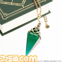 『パラノマサイト 伊勢人魚物語』キルケのペンデュラムネックレスが登場、チェーンを揺らしてダウジング気分。アヴィの地図クロスなど宝探しセットが予約開始
