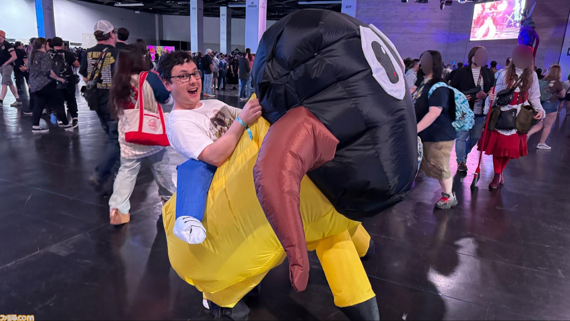 『FF14』北米ファンフェス2026・コスプレフォトリポート。ミコッテやエメトセルクのほか、ヤーンのマウントを自作する人、急に麻雀を始めるヒカセンたちなど十人十色