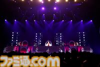『アイマス ミリオンライブ！』13thライブDAY1リポート。高山紗代子主演の“全力援走”の名に相応しい、MCなしのノンストップライブに圧倒される。新曲『SPARKERS』のライブ初披露も