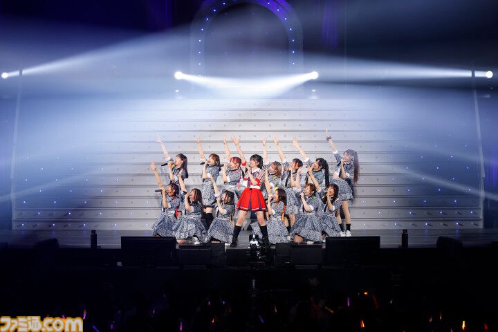 『アイマス ミリオンライブ！』13thライブDAY1リポート。高山紗代子主演の“全力援走”の名に相応しい、MCなしのノンストップライブに圧倒される。新曲『SPARKERS』のライブ初披露も