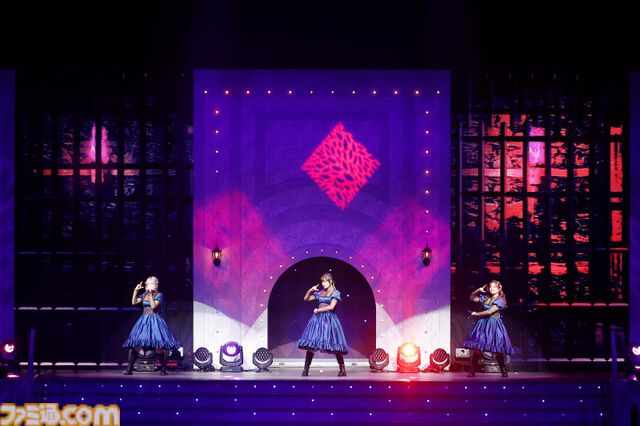 『アイマス ミリオンライブ！』13thライブDAY2リポート。二階堂千鶴の主演公演は“Grand bal masqué”のテーマにピッタリのゴージャスなライブ。新曲『ムーンライト・プロムナード』がオープニングを飾る