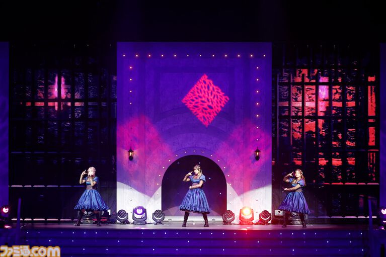 『アイマス ミリオンライブ！』13thライブDAY2リポート。二階堂千鶴の主演公演は“Grand bal masqué”のテーマにピッタリのゴージャスなライブ。新曲『ムーンライト・プロムナード』がオープニングを飾る