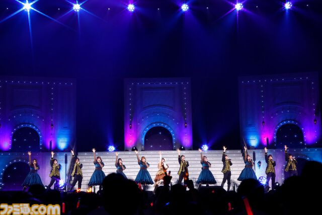 『アイマス ミリオンライブ！』13thライブDAY2リポート。二階堂千鶴の主演公演は“Grand bal masqué”のテーマにピッタリのゴージャスなライブ。新曲『ムーンライト・プロムナード』がオープニングを飾る