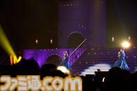 『アイマス ミリオンライブ！』13thライブDAY2リポート。二階堂千鶴の主演公演は“Grand bal masqué”のテーマにピッタリのゴージャスなライブ。新曲『ムーンライト・プロムナード』がオープニングを飾る