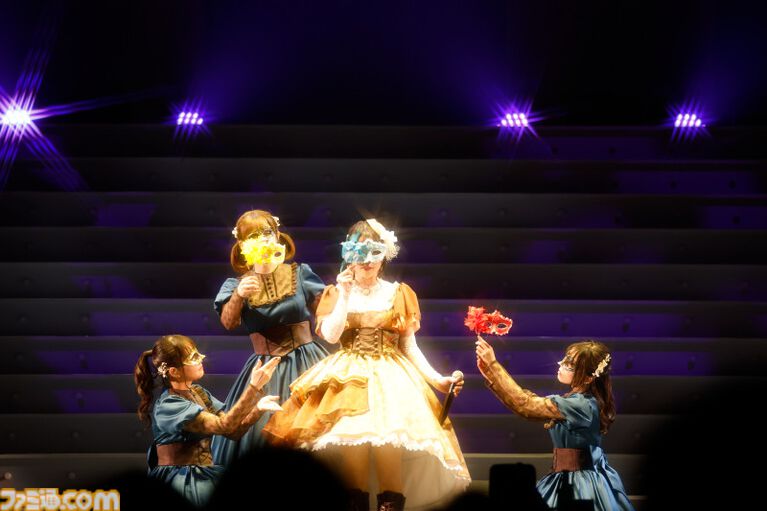 『アイマス ミリオンライブ！』13thライブDAY2リポート。二階堂千鶴の主演公演は“Grand bal masqué”のテーマにピッタリのゴージャスなライブ。新曲『ムーンライト・プロムナード』がオープニングを飾る